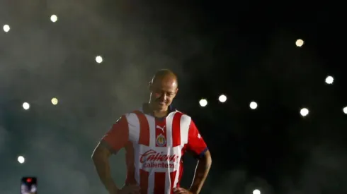 Chicharito vería minutos ante Pumas.
