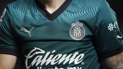 Jugador de Chivas se involucró con actriz de cine para adultos