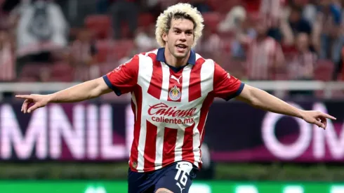 Cade Cowell habló de lo importante que fue su primer gol con Chivas.
