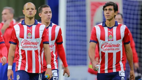 Chicharito jugó junto a Macías unos minutos.
