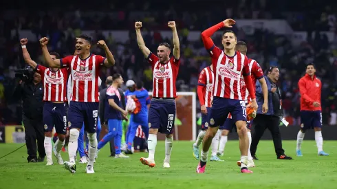 Chivas todavía puede soñar con la remontada.
