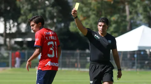 Padilla expulsado en Chivas vs. América.
