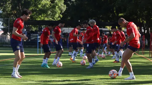 El plantel del Guadalajara trabajará hasta el viernes en Verde Valle para viajar a California
