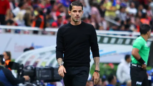 Fernando Gago los convoca pero no los utiliza.
