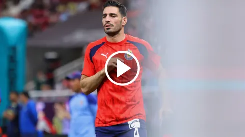 Briseño demostró su talento en el baile para deleitar a la afición de Chivas
