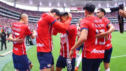 Figura y líder de Chivas, con un pie fuera del Rebaño