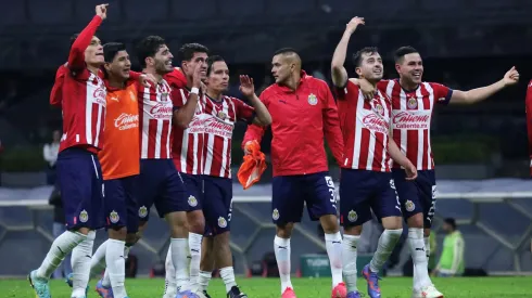 Chivas se enfrenta al América por las semifinales del Clásico Nacional.
