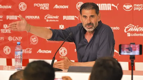 Fernando Hierro vuelve a protagonizar rumor que lo aleja de Chivas