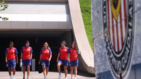 Chivas Femenil viajó a Isla de Navidad para pretemporada