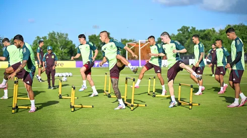 México entrena para su debut.
