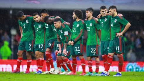 Los jugadores de México en la definición por penales ante Honduras.
