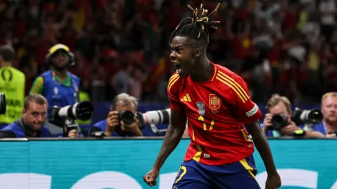 Nico Williams celebra su gol ante Inglaterra.
