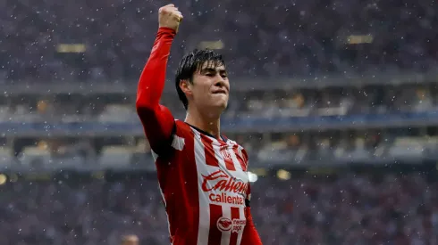 Chivas postergó al Hormiga González.
