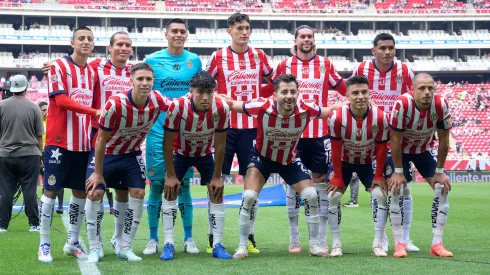 Afición de Chivas estalló contra jugadores.
