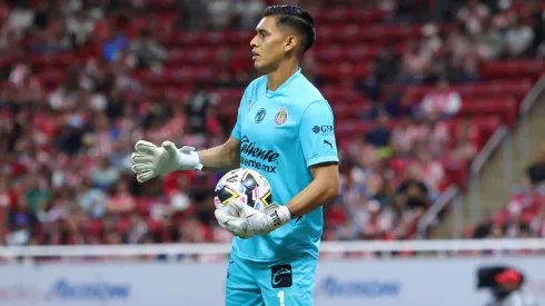 Raúl Rangel en el partido de la Jornada 1 del Apertura 2024 entre Chivas de Guadalajara y Toluca.
