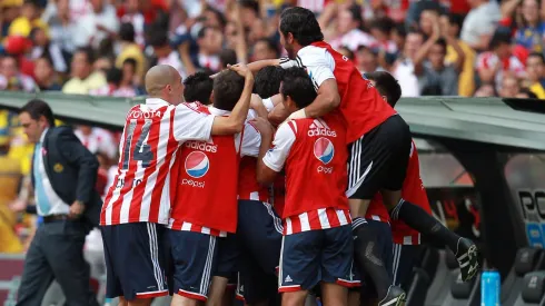 Los rojiblancos han debutado a cientos de jóvenes.
