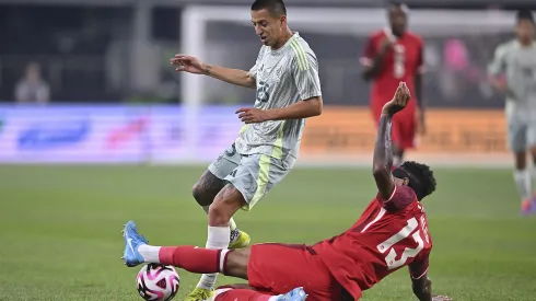 Roberto Alvarado disputó los 90 minutos con México ante Canadá en Texas
