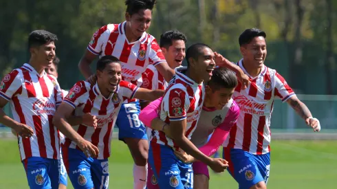 De relegado en las fuerzas básicas de Chivas a brillar en Europa