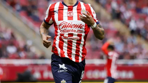 El jugador que regresaría a la titularidad en el Chivas vs. León