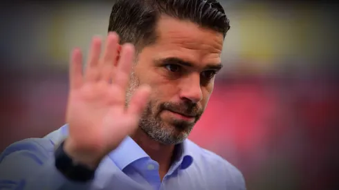 Fernando Gago se marcha de Chivas y su afición sueña con otro argentino
