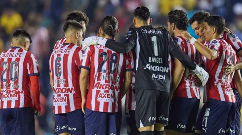 Chivas tendrá que esperar al menos tres semanas pata contar con el Piojo.
