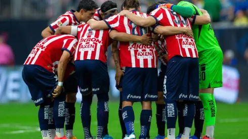 Afición marcó a los culpables de la derrota de Chivas.
