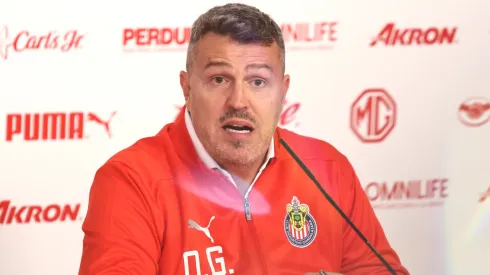 Óscar García fue presentado como DT de Chivas.
