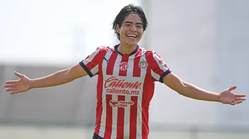 Cristian Samir Inda debutó con Chivas en el amistoso ante Mineros.
