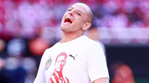 Chicharito le responde a la afición de Chivas.
