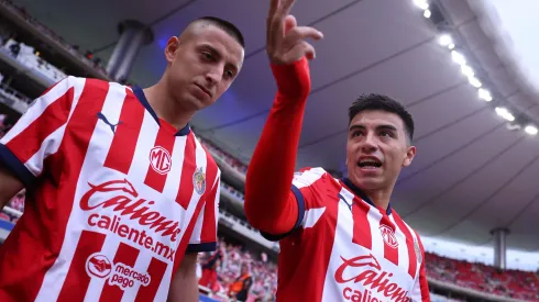 ¿Piojo Alvarado y Nene Beltrán pierden peso en Chivas?
