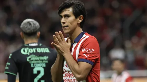 El atacante sigue de cerca al equipo de sus amores.

