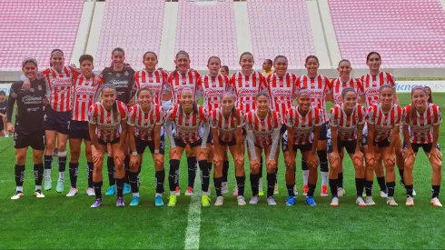 Chivas Femenil goleó a Puebla.

