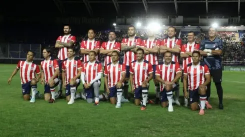 Chivas Leyendas igualó ante América en Irapuato.
