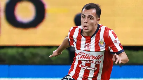 Hugo Camberos renovaría con Chivas.
