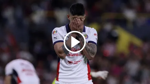 El increíble fallo de Alan Pulido.
