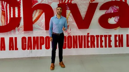 Simón Levy en el Estadio Akron.
