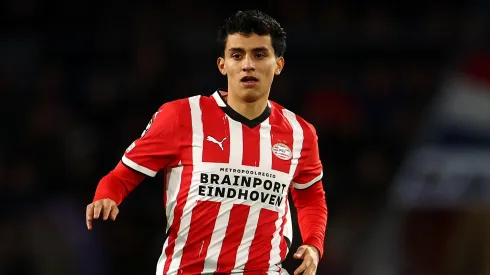 Richard Ledezma interesa a Chivas.
