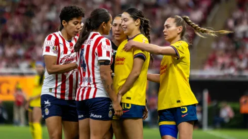 Chivas Femenil visita al América.
