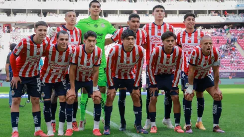 El jugador que está de relleno en Chivas.
