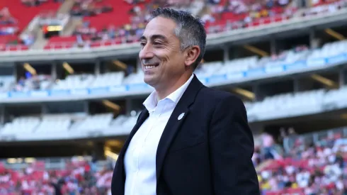 Antonio Contreras calentó el Clásico Nacional entre América y Chivas.
