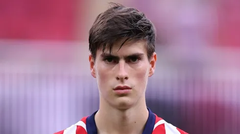 Armando González tiene chances de salir de Chivas.
