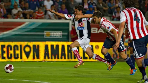 Nery Castillo estuvo cerca de jugar en Chivas
