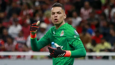Óscar Whalley fue titular con Gabriel Milito.
