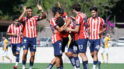 Chivas suma refuerzo para Fuerzas Básicas.
