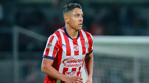 Luis Romo se luce como líbero en Chivas.
