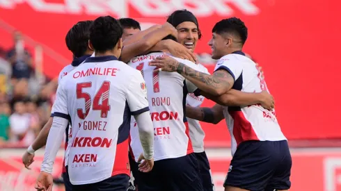 Convocados de Chivas para el debut en el Apertura 2025.
