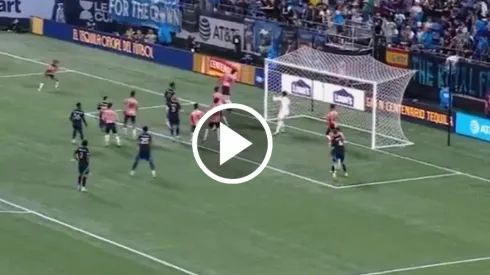 El error del Tala Rangel para que Chivas empate con Charlotte FC.
