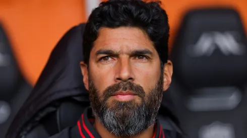 Sebastián Abreu se enfrenta a Chivas como DT de Xolos.
