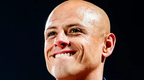 Chicharito Hernández cobra millonario en Chivas. 
