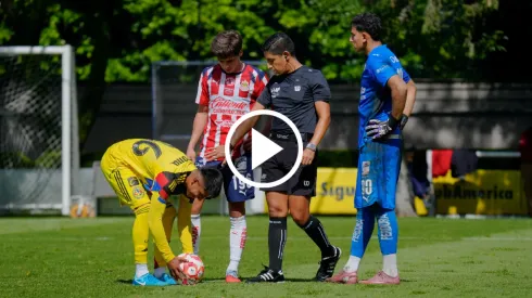 Penal atajado por Robinho Romero vs. América.
